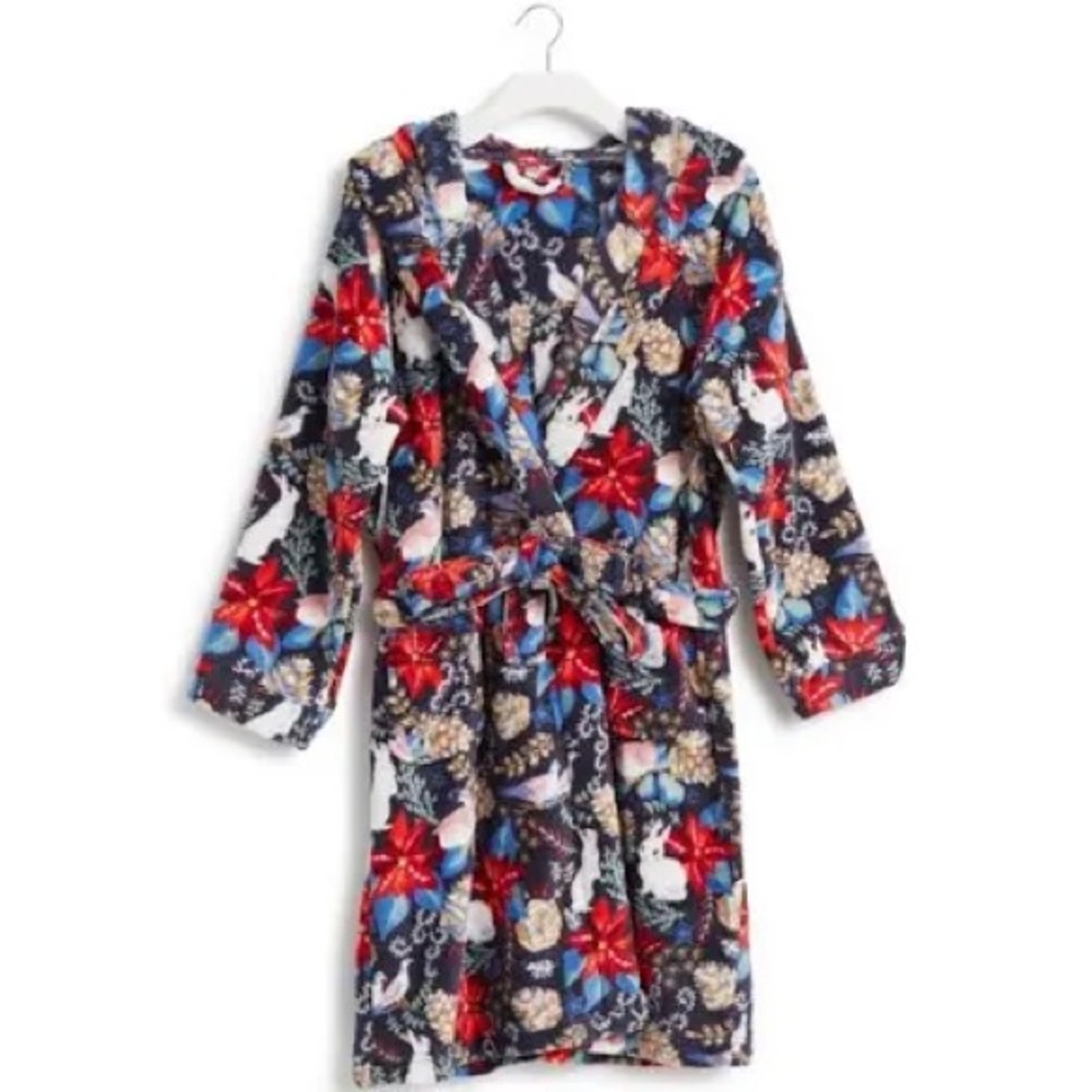 Vera Bradley very soft winter forest robe